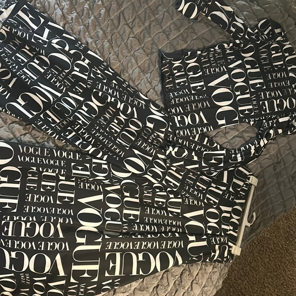 Vogue 2pc Pants & Long Sleeve Set